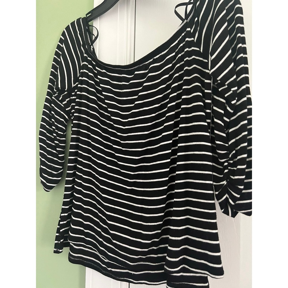 Lulus‎ Black White Stripe Off Shoulder 3/4 Sleeve Top Shirt Size L Made in USA